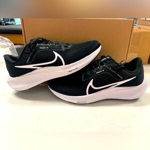 Nike Air Zoom Pegasus 40. Brand new. Never worn. Size 8.5 W. Black